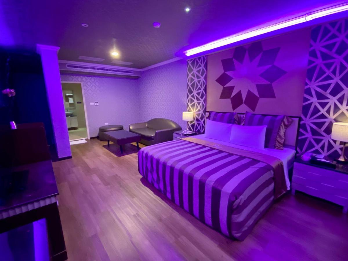 Huang Xing Motel Pingtung Екстер'єр фото