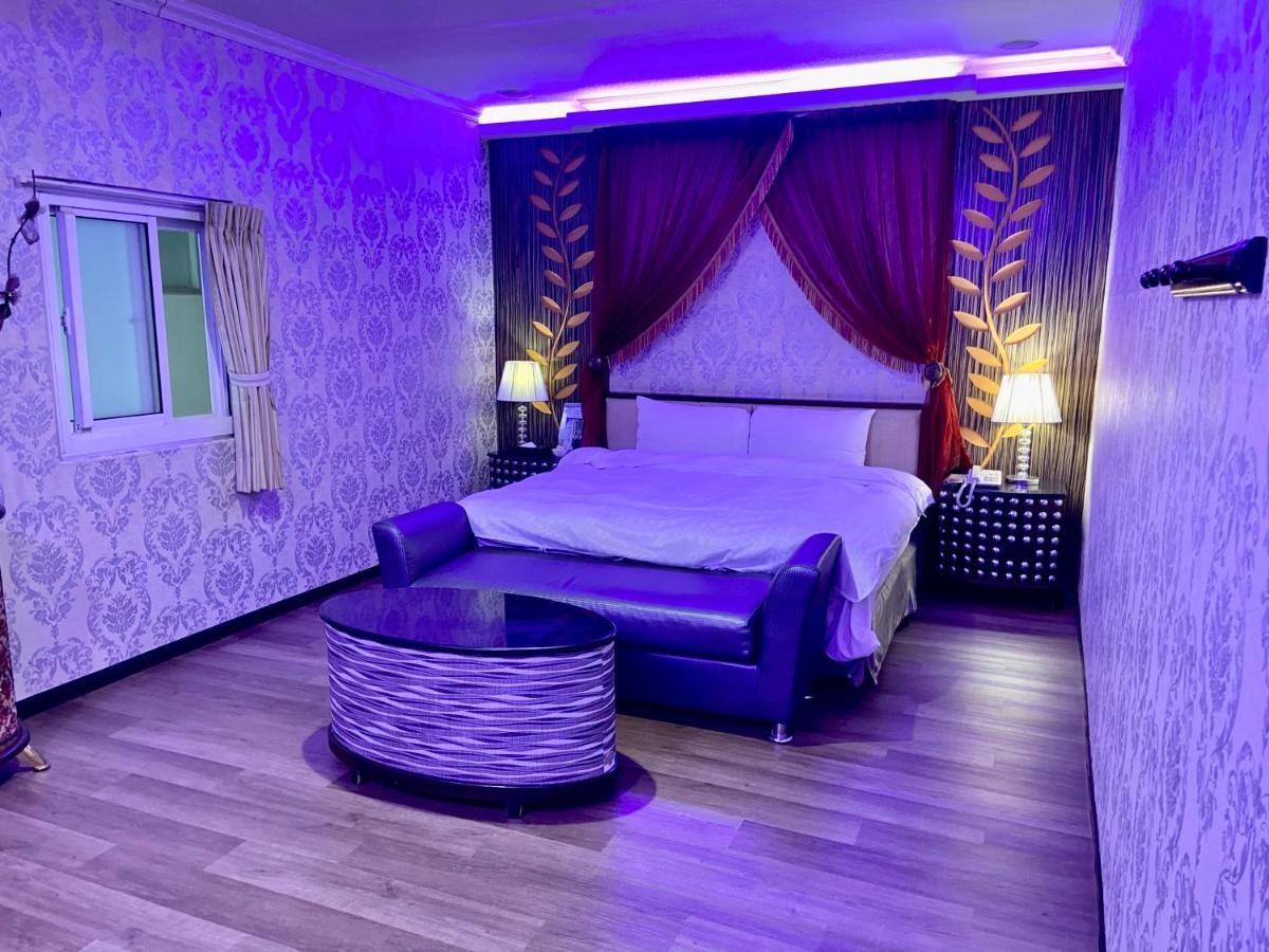 Huang Xing Motel Pingtung Екстер'єр фото