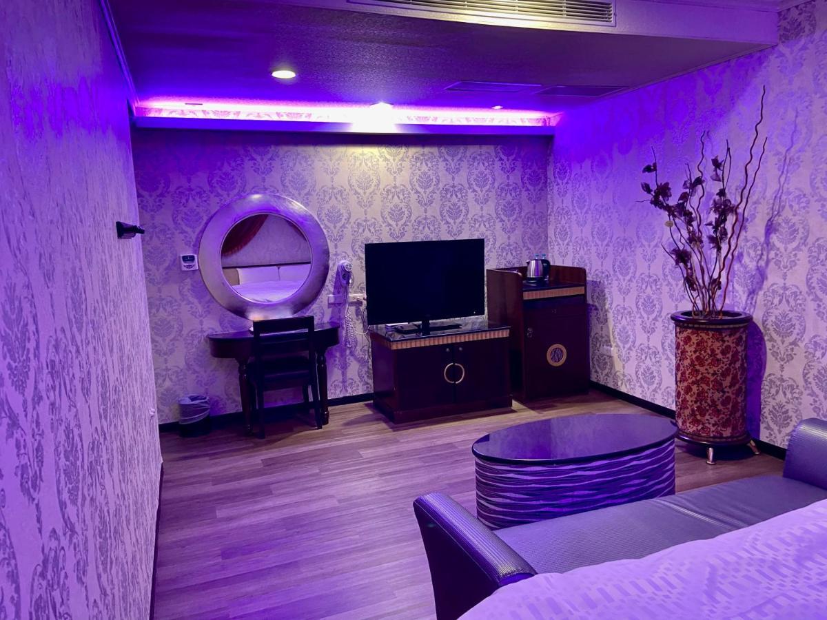 Huang Xing Motel Pingtung Екстер'єр фото