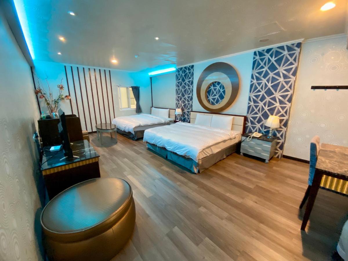 Huang Xing Motel Pingtung Екстер'єр фото