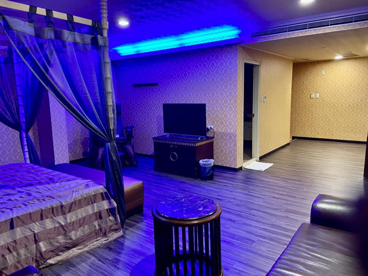 Huang Xing Motel Pingtung Екстер'єр фото